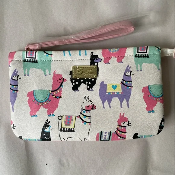 Betsey johnson llama bag hotsell